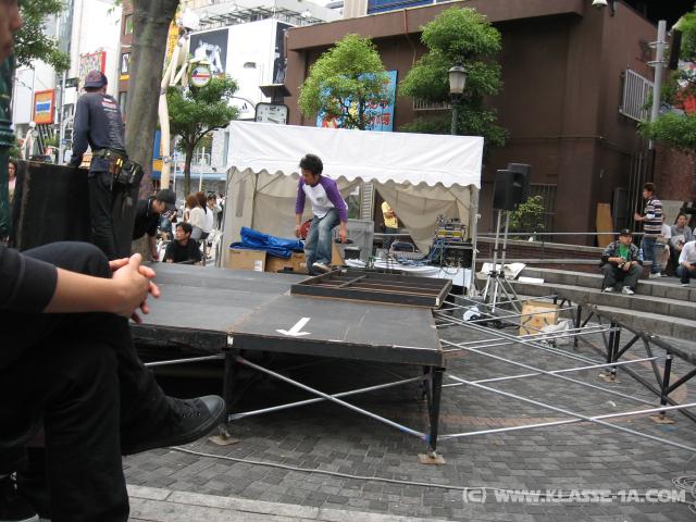 6120_Outdoor_stage