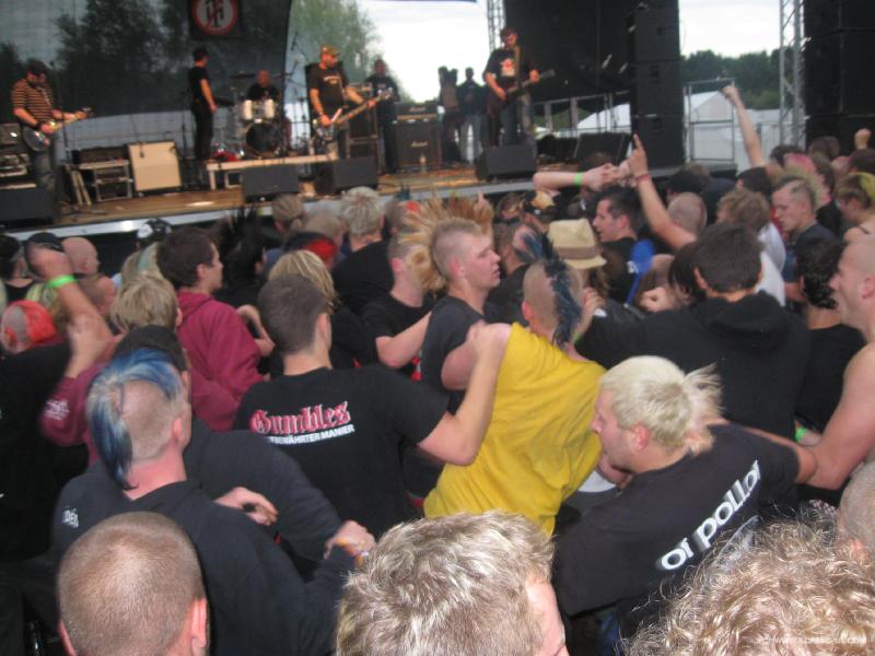 5989_Fahnenflucht
