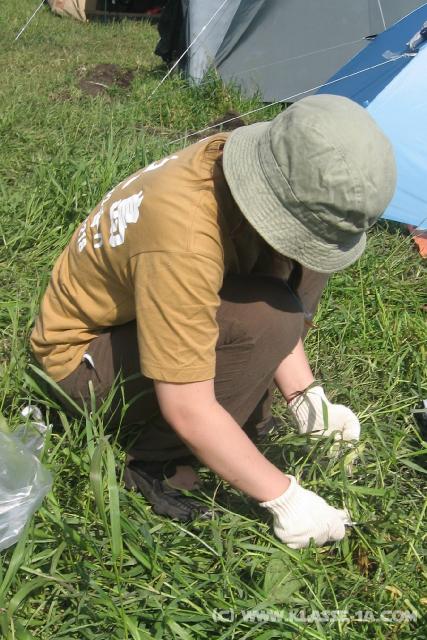 4714_Cutting_Grass