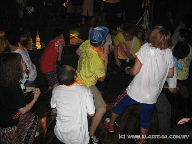 0208_Fans