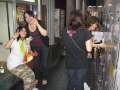 0574_Aiko_Mayumi_Naomi_Yasuko_at_coin_locker