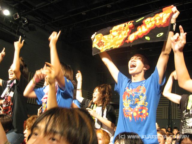 1059_Gollbetty-Fans