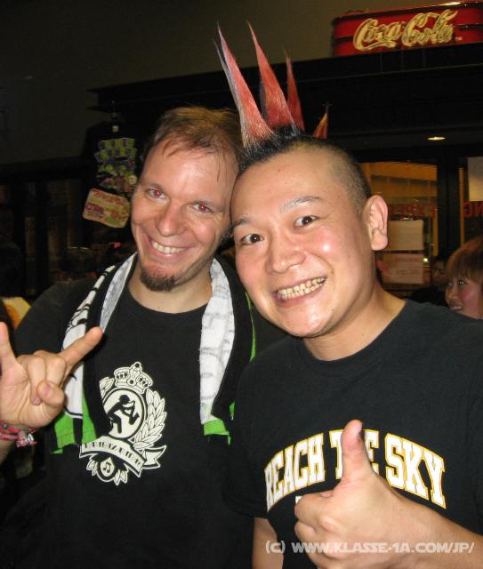 1788_Markus_and_Hawi_(Nicotine)