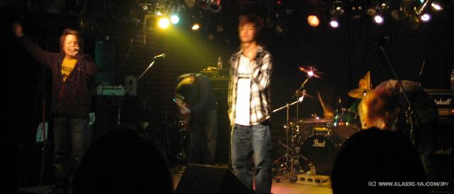 5426_Warm_Snow