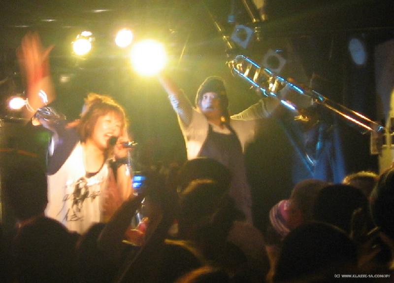 5788_Mini_Ska_Fans