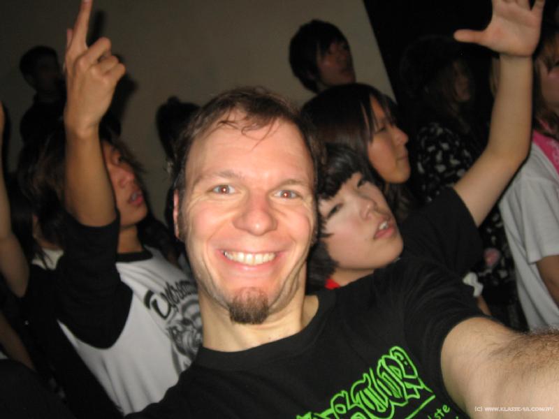 5842_Fans